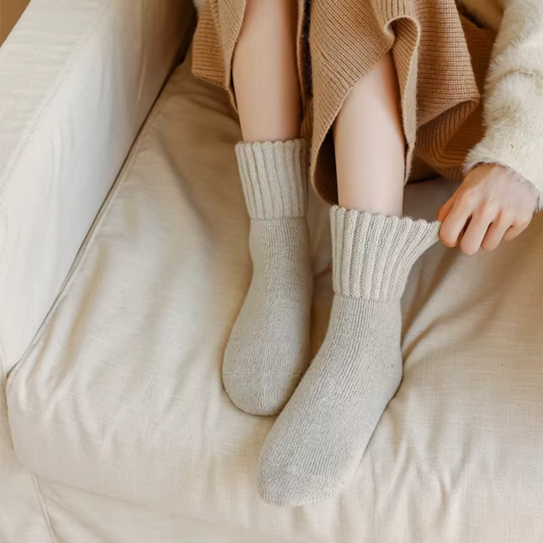 The Kintted Fleece Socks