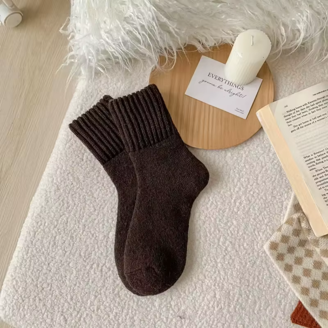 The Kintted Fleece Socks
