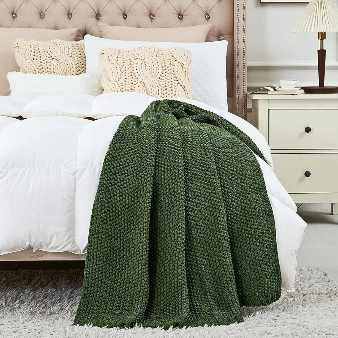 Amara – The Knitted Blanket