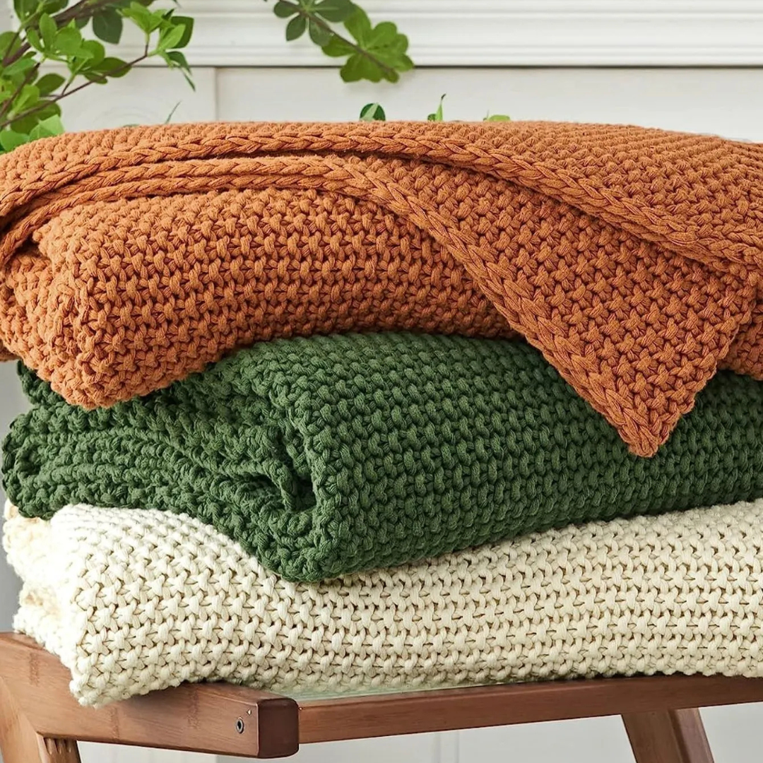 Amara – The Knitted Blanket