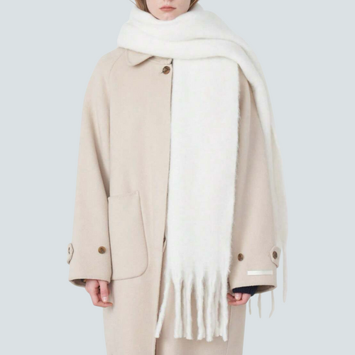 The Oversized Fleece Scarf