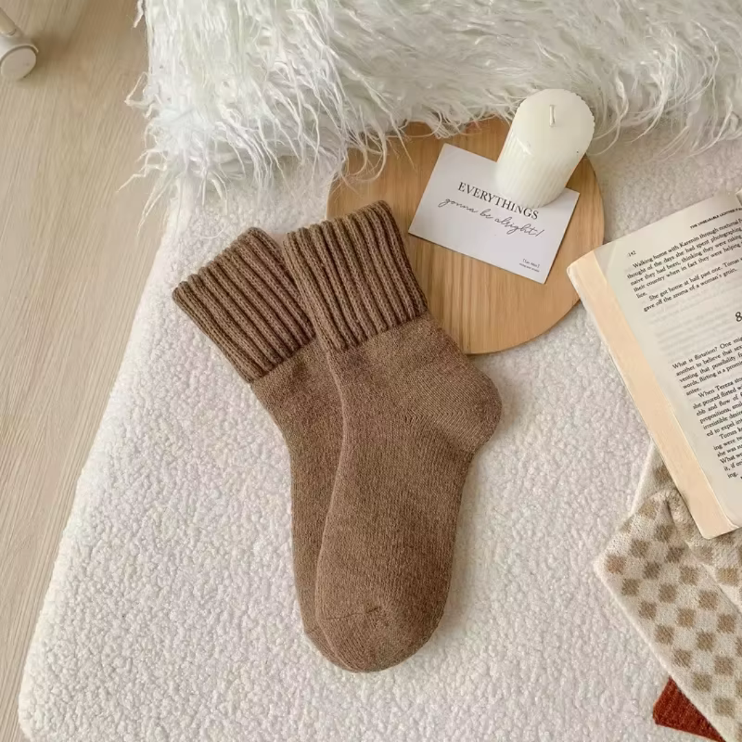 The Kintted Fleece Socks