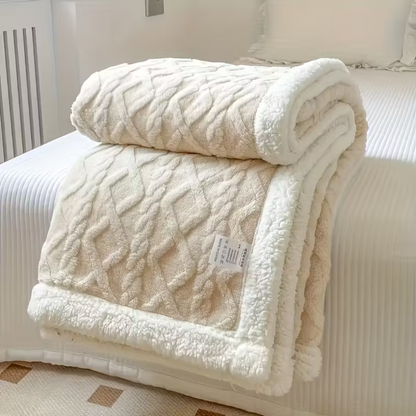Liora – The Luxury Fleece Blanket