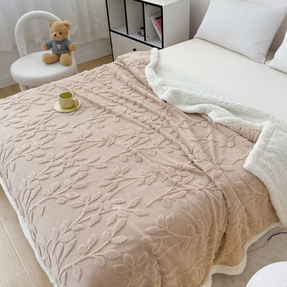Serena – The Fleece Throw Blanket