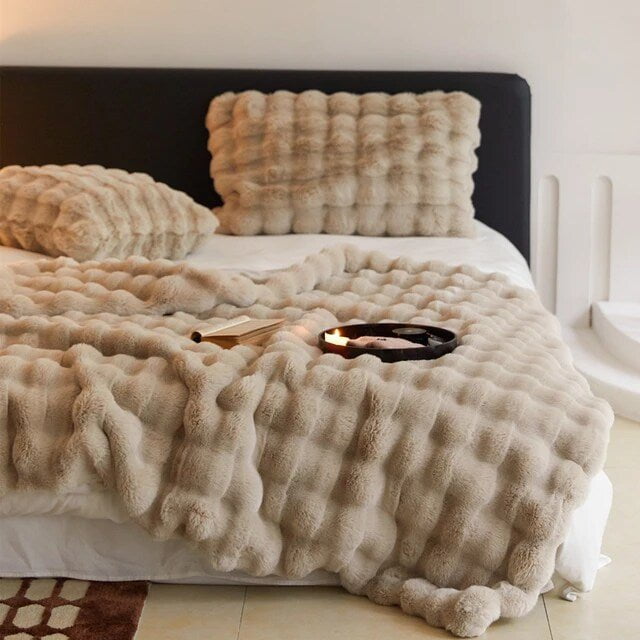 The Fleece Bubble Blanket