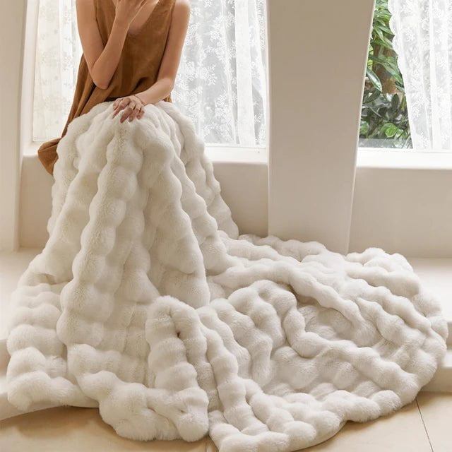 The Fleece Bubble Blanket