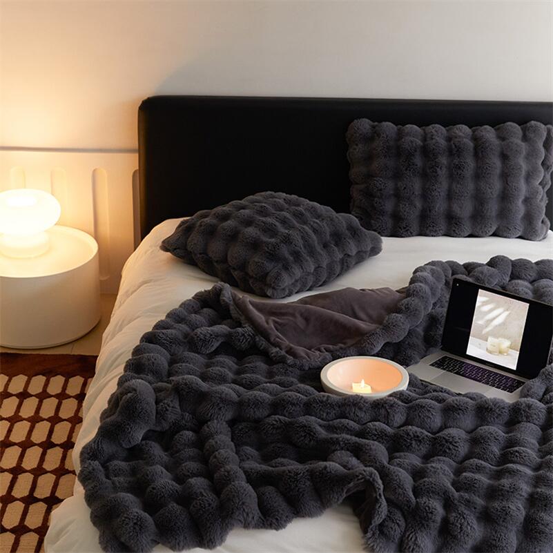 The Fleece Bubble Blanket