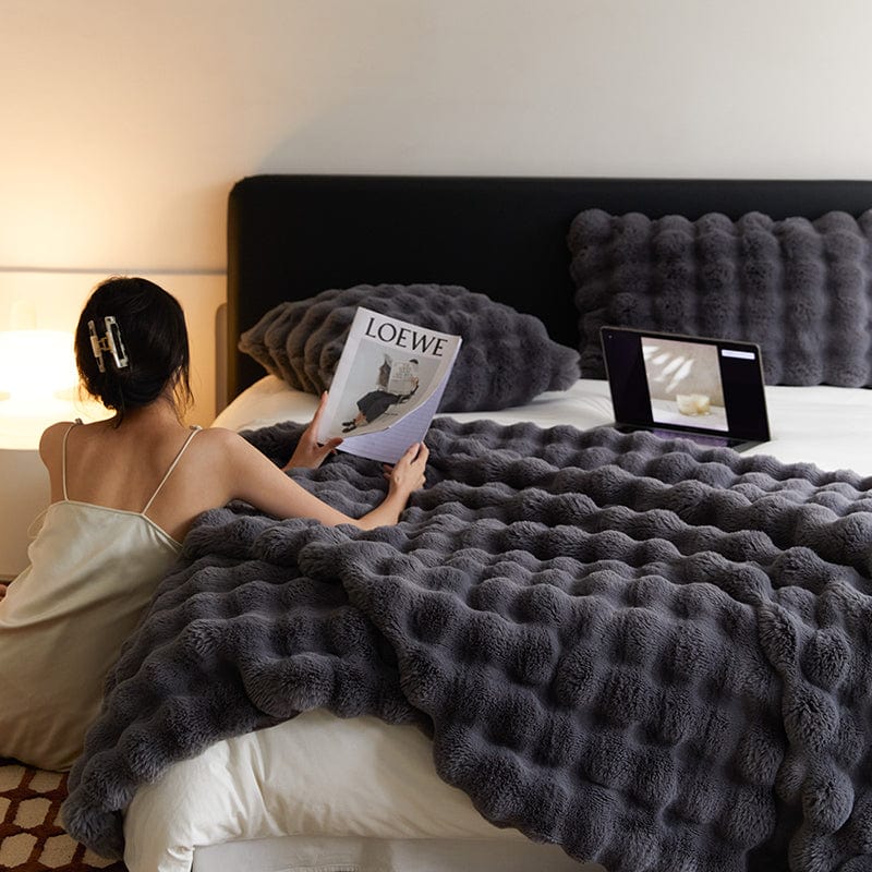 The Fleece Bubble Blanket