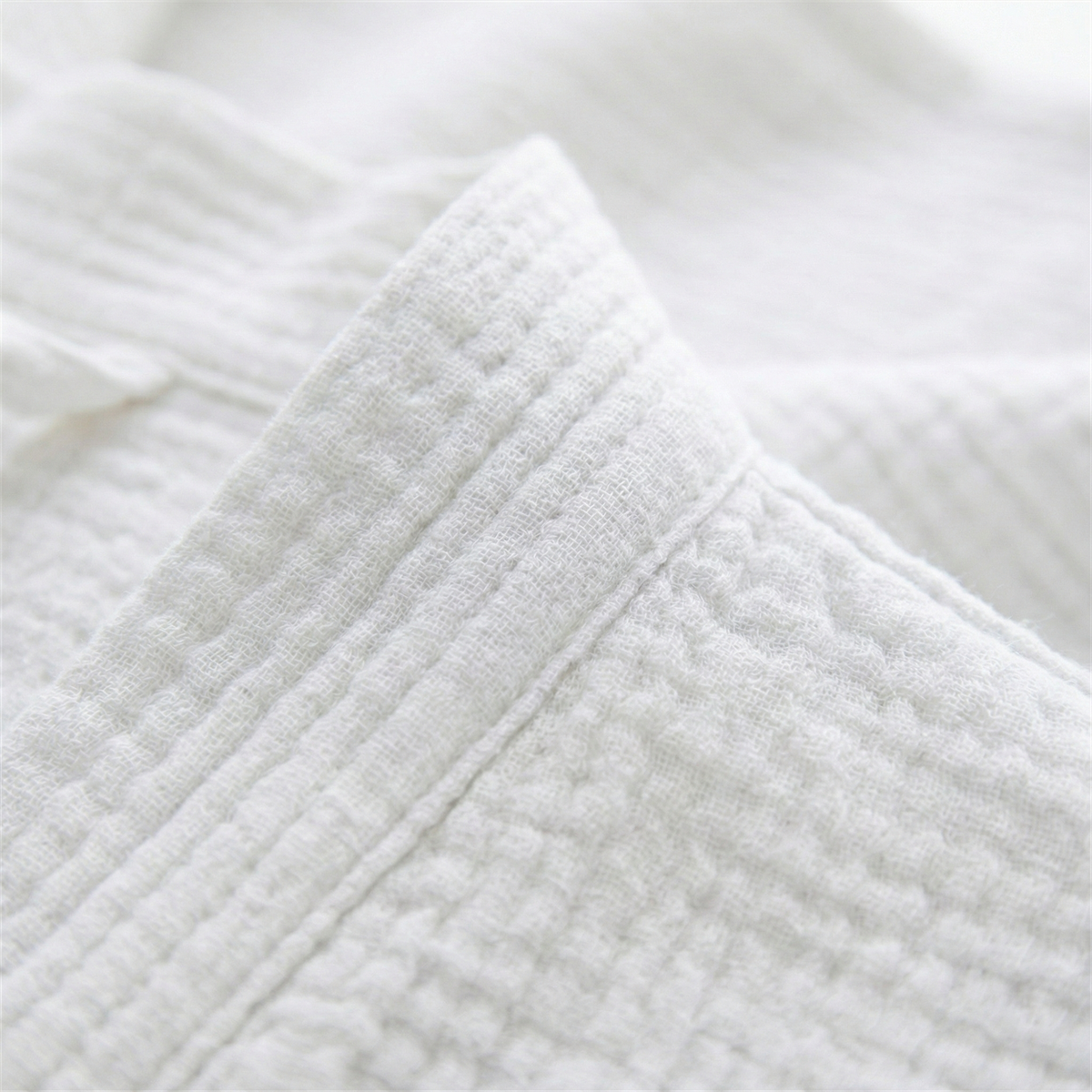 The Four-Seasons Bathrobe - 100% Muslin Cotton