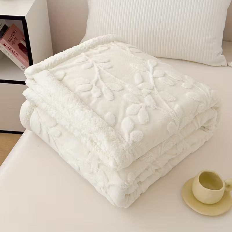 Serena – The Fleece Throw Blanket
