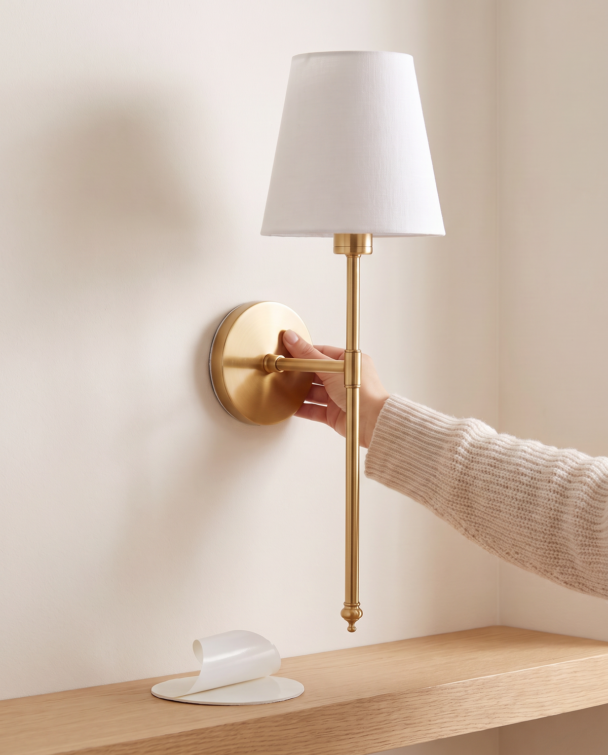 Peel-and-stick installation, no drilling: Gold